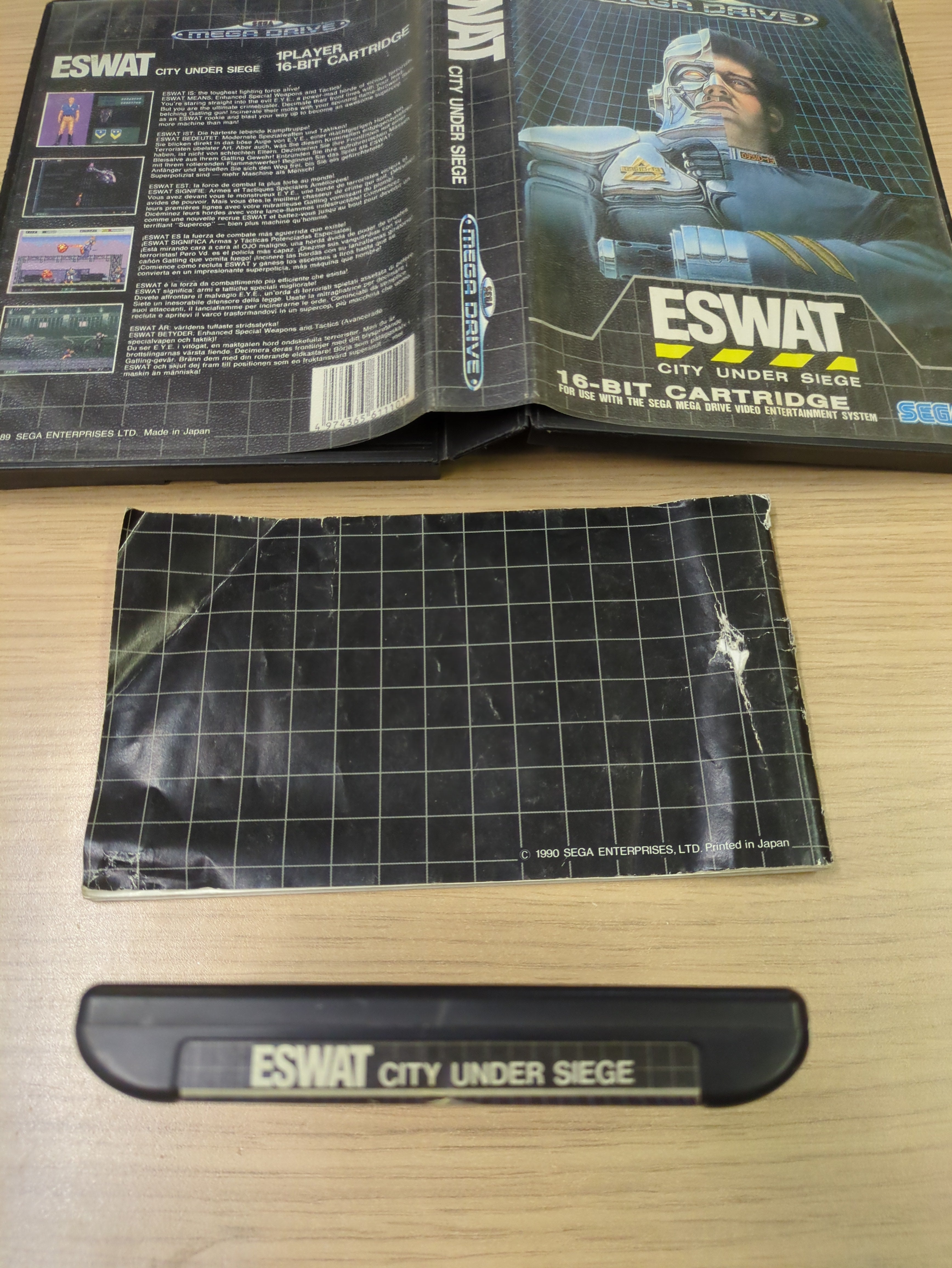 ESWAT Cyber Police: City Under Siege Sega Mega Drive game ESWAT Cyber Police: City Under Siege Sega Mega Drive game